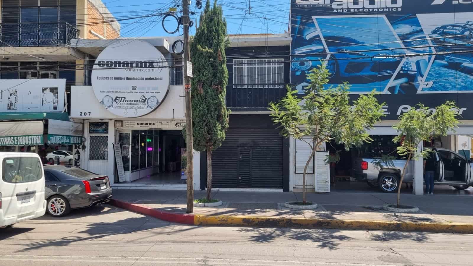 Renta Local Comercial Av. Adolfo López Mateos, esq Cólon - Imagen 3