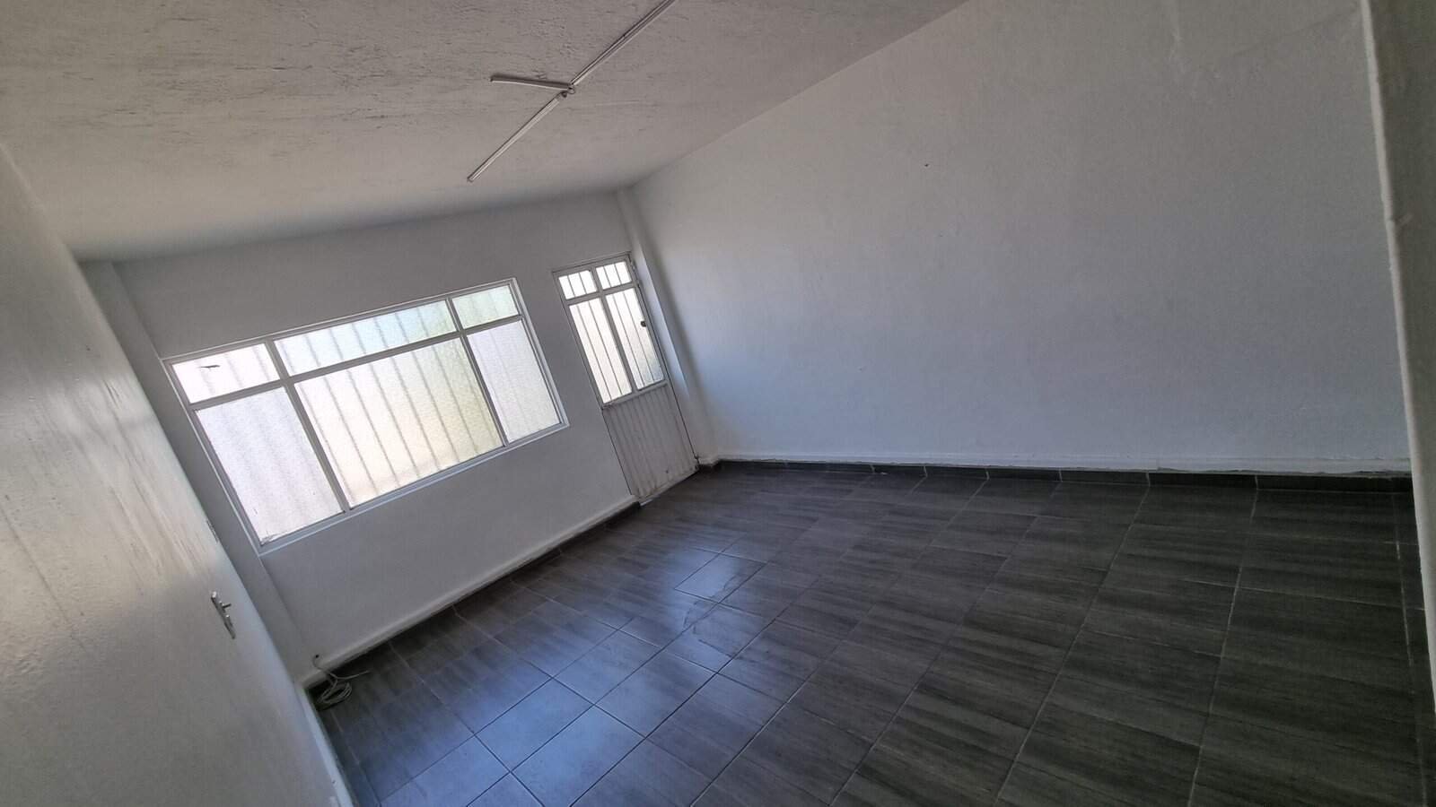 Renta Local Comercial Av. Adolfo López Mateos, esq Cólon - Imagen 7